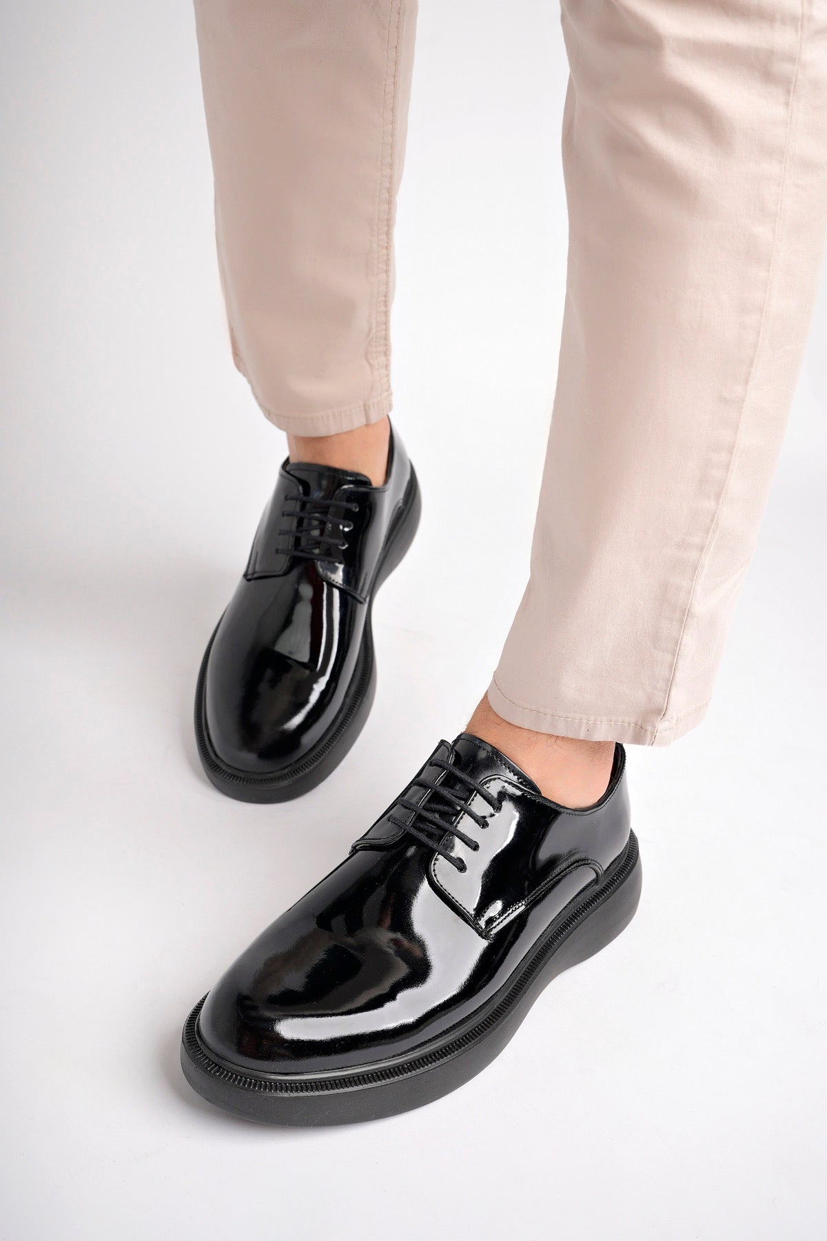 Muggo SMITH Guaranteed Casual Classic Genuine Leather Casual  Comfortable Orthopedic Thick Sole Men Shoes