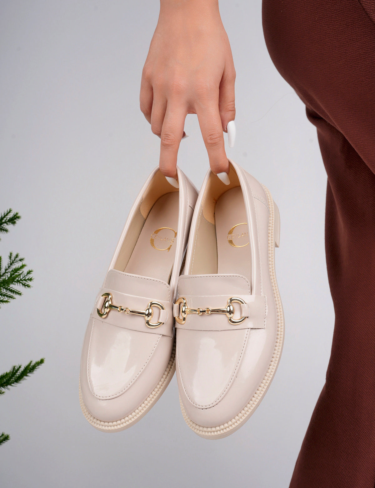 Muggo SUSSIE Guaranteed Metal Buckled Women Loafer Casual Shoes