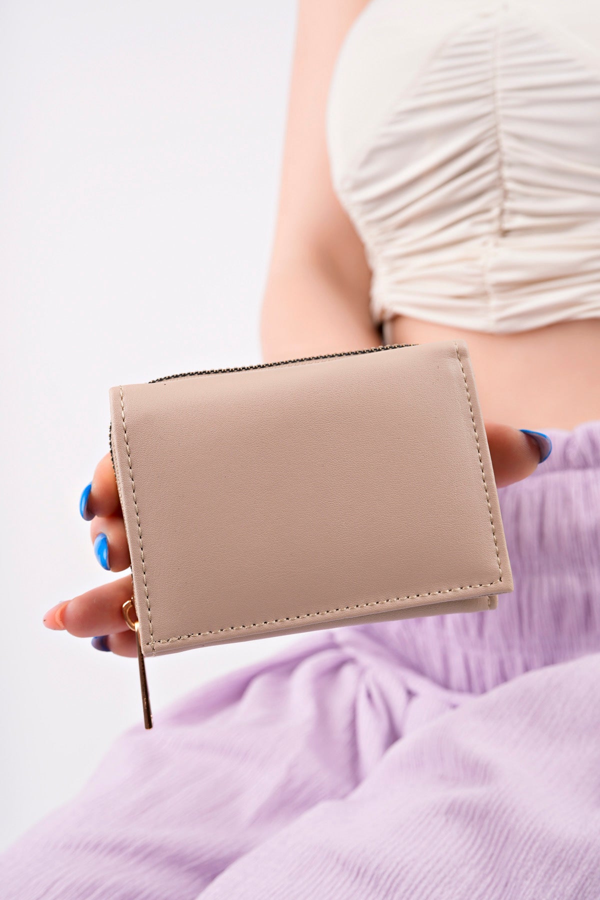 Muggo LITTLE Women’s Wallet with Zippered Coin & Bill Compartment