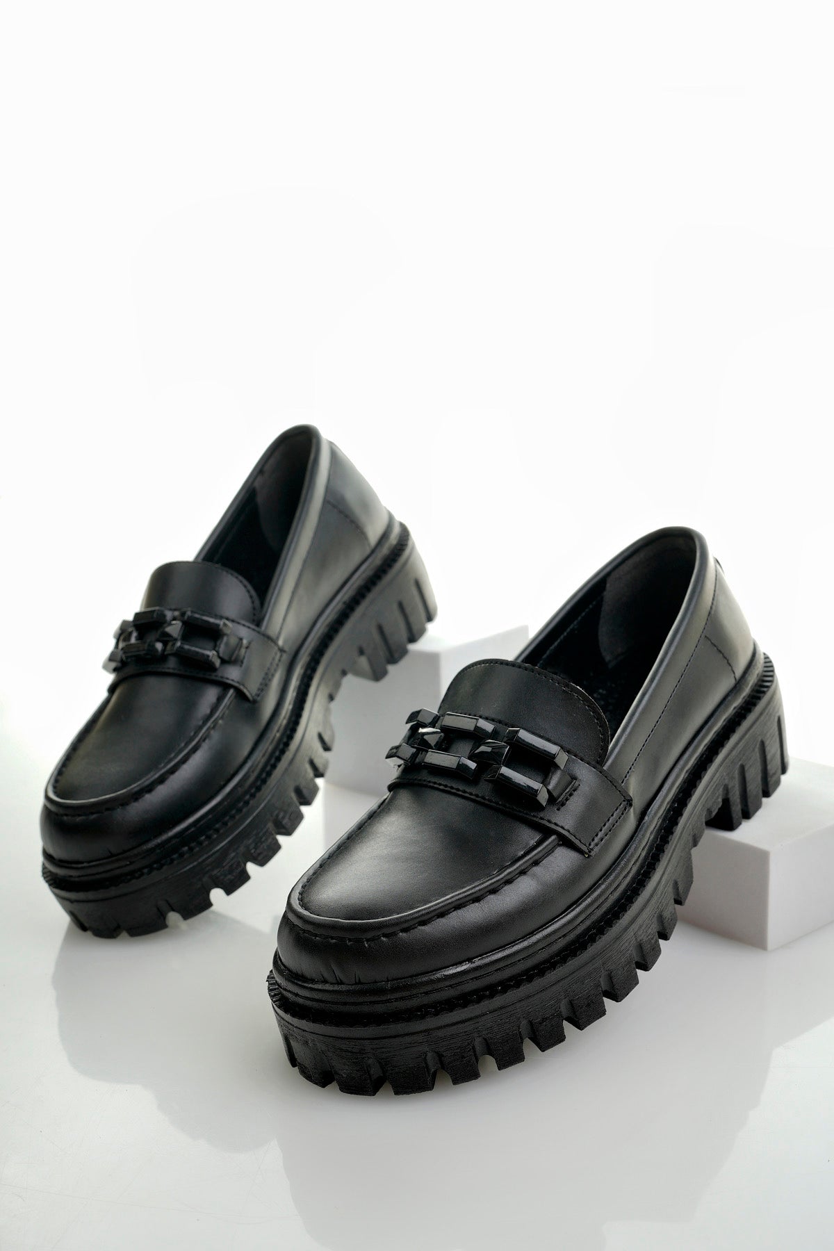 Muggo SAMANTHA Guaranteed Women Loafer Thick Sole Buckled Casual Moccasin Shoes