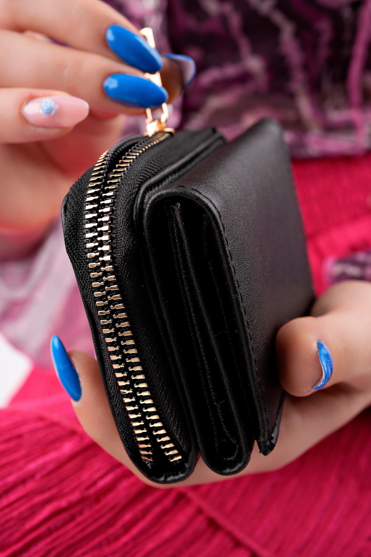Muggo LITTLE Women’s Wallet with Zippered Coin & Bill Compartment