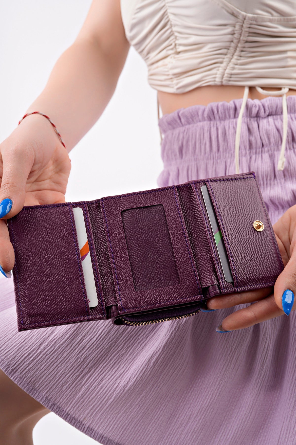Muggo LITTLE Women’s Wallet with Zippered Coin & Bill Compartment