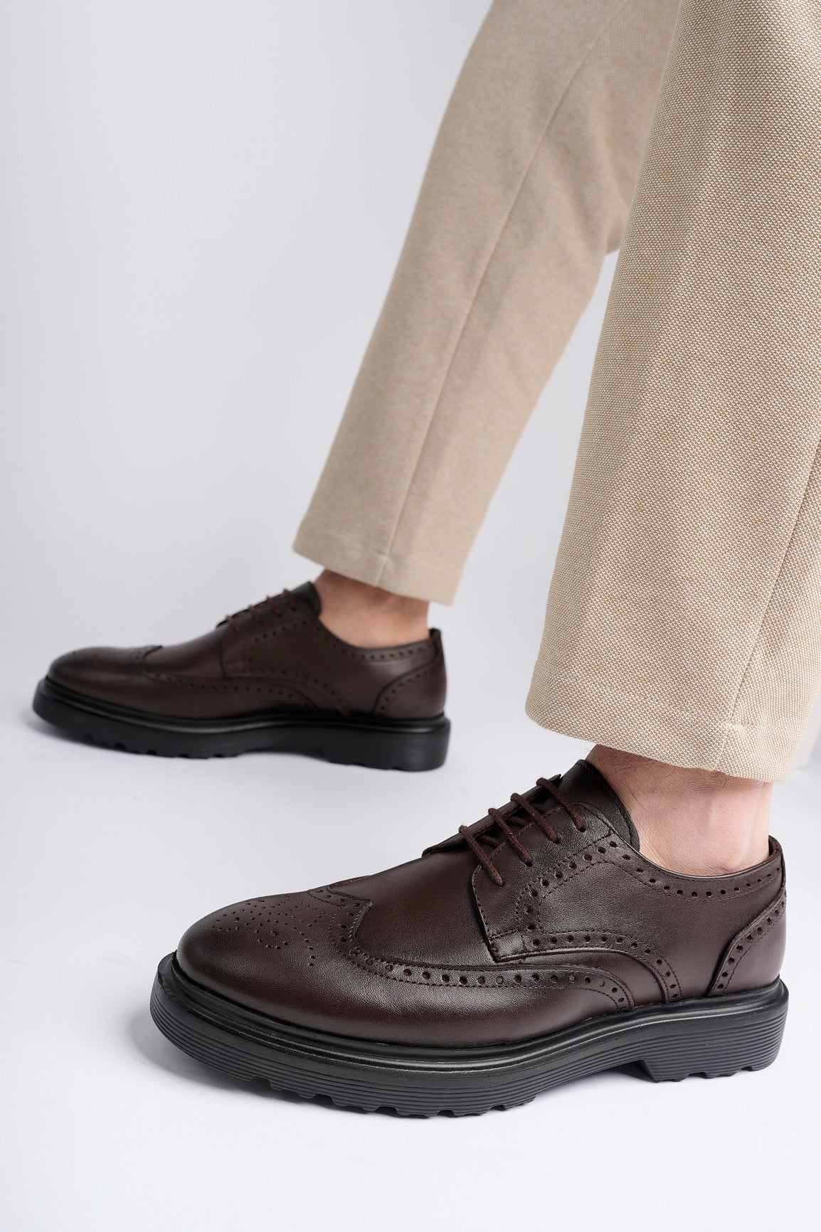 Muggo ANDRE Guaranteed Classic Genuine Leather Laced Orthopedic Men Casual Shoes