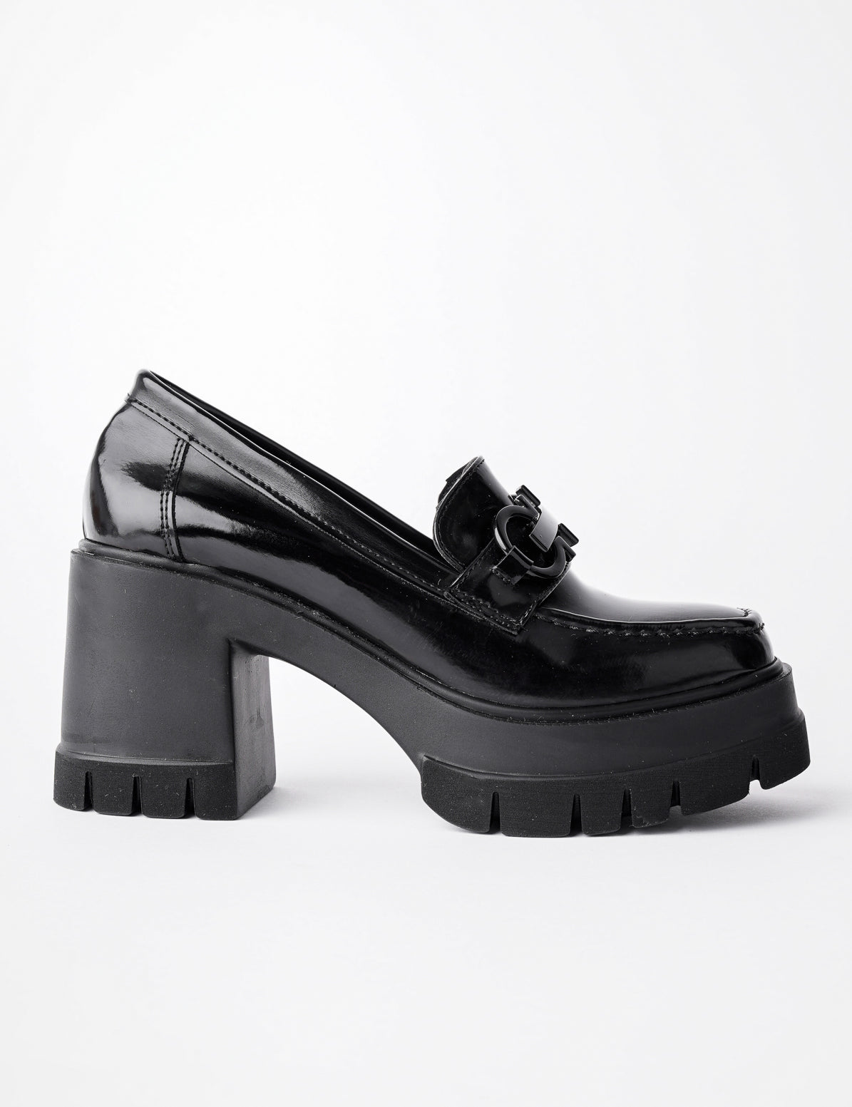 Muggo VALENCIA Guaranteed Women Thick Heeled Round-Toed Metal Buckled Loafer Casual Shoes