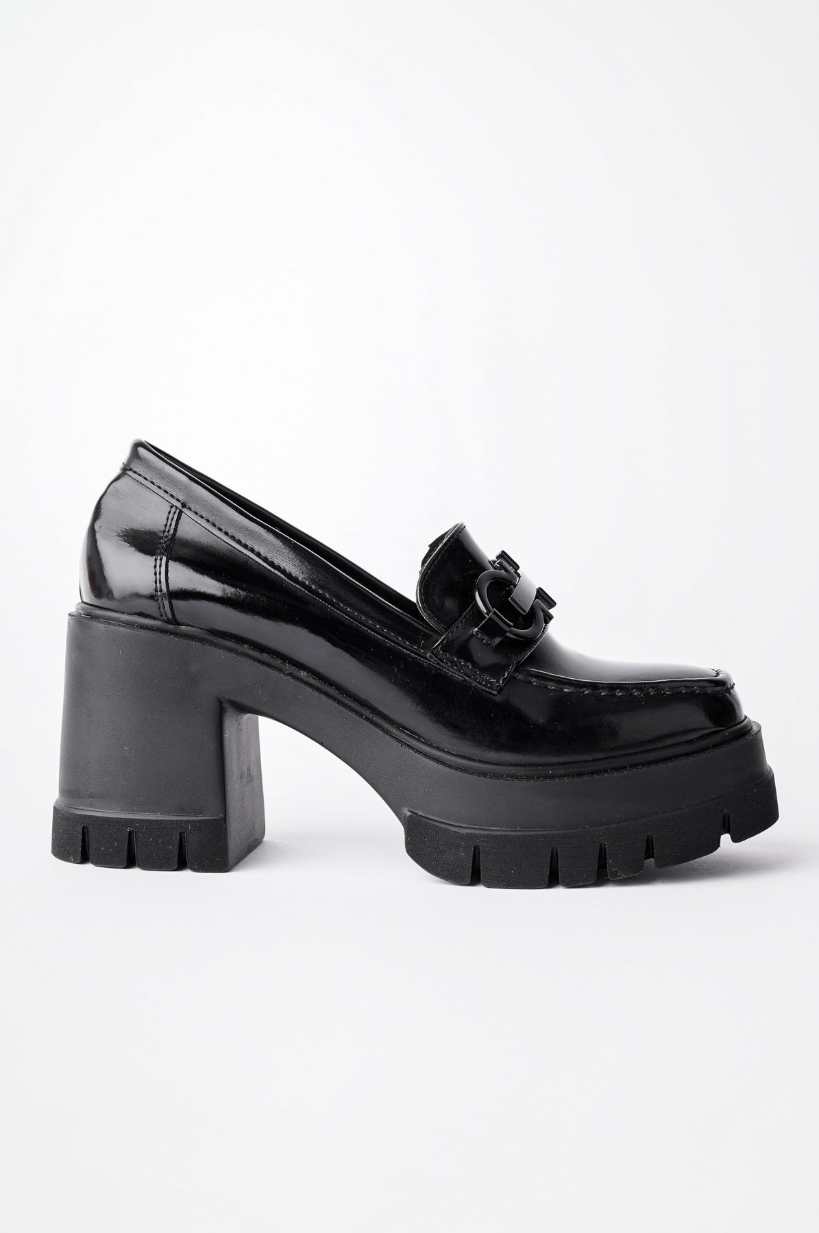 Muggo VALENCIA Guaranteed Women Thick Heeled Round-Toed Metal Buckled Loafer Casual Shoes