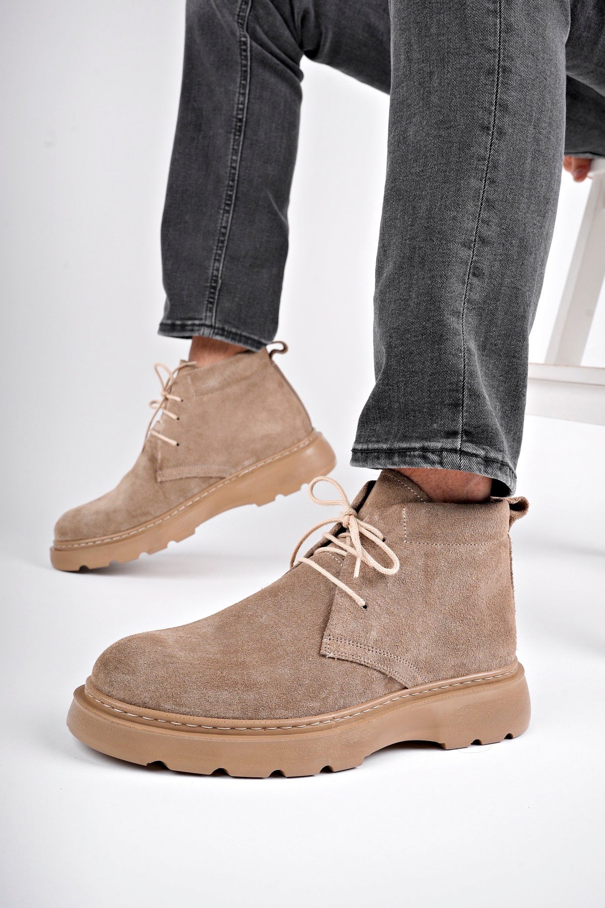 Muggo HENRY Guaranteed Laced Genuine Leather Comfortable Sole Men Chelsea Boot