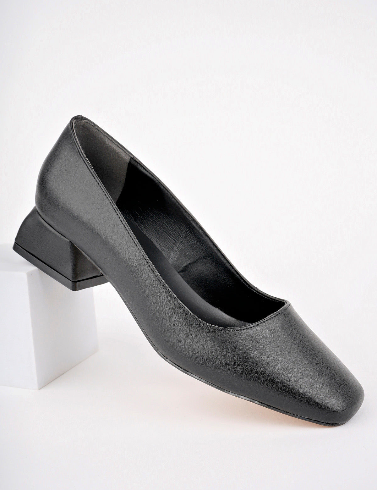 Muggo LILITH Guaranteed Square-Toed Short Heeled Women Casual Shoes