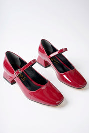 Muggo MARY Guaranteed Square-Toed Women Short Heeled Shoes