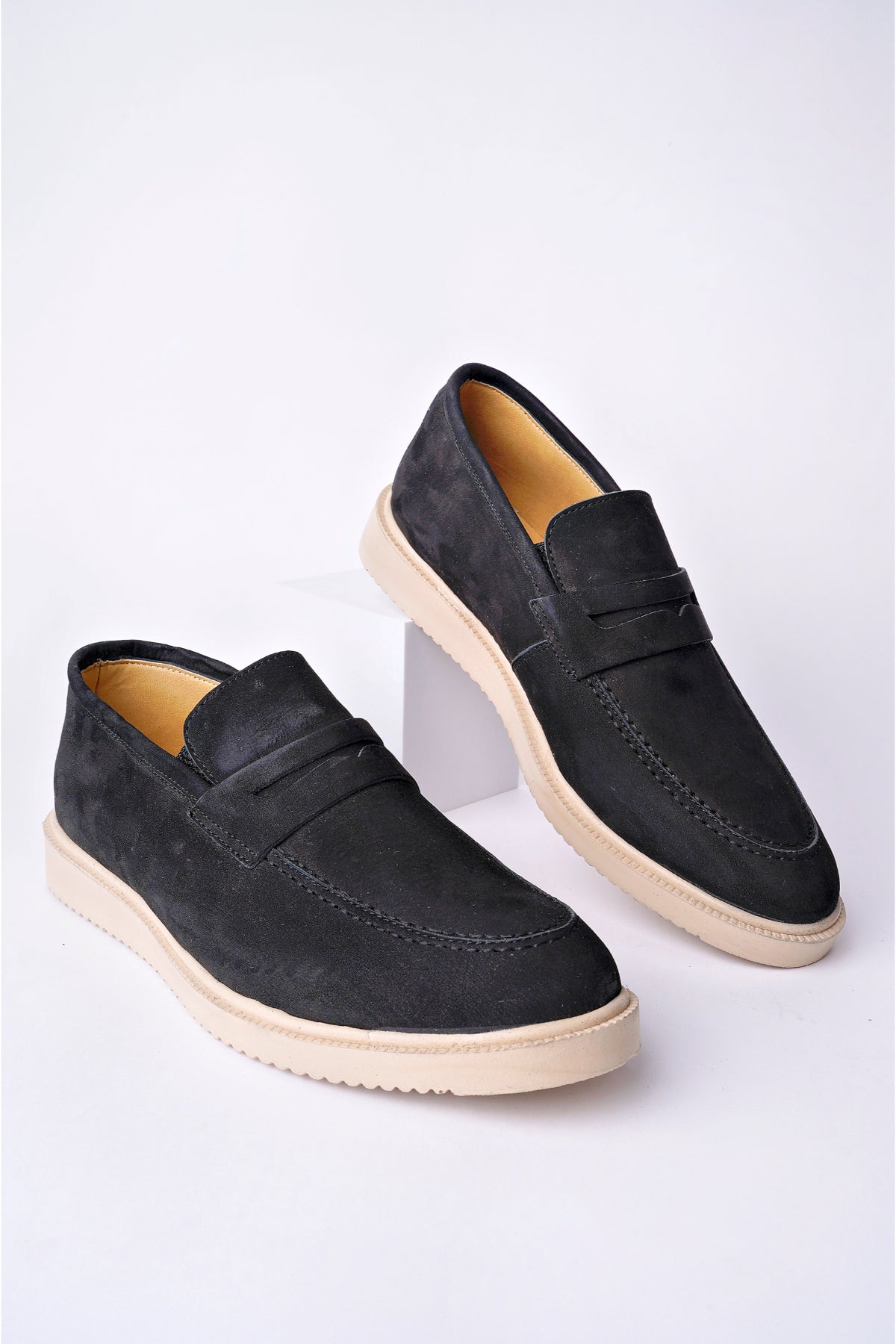 Muggo Jones Guaranteed Men Casual Classic Genuine Leather Casual  Comfortable Orthopedic Shoes