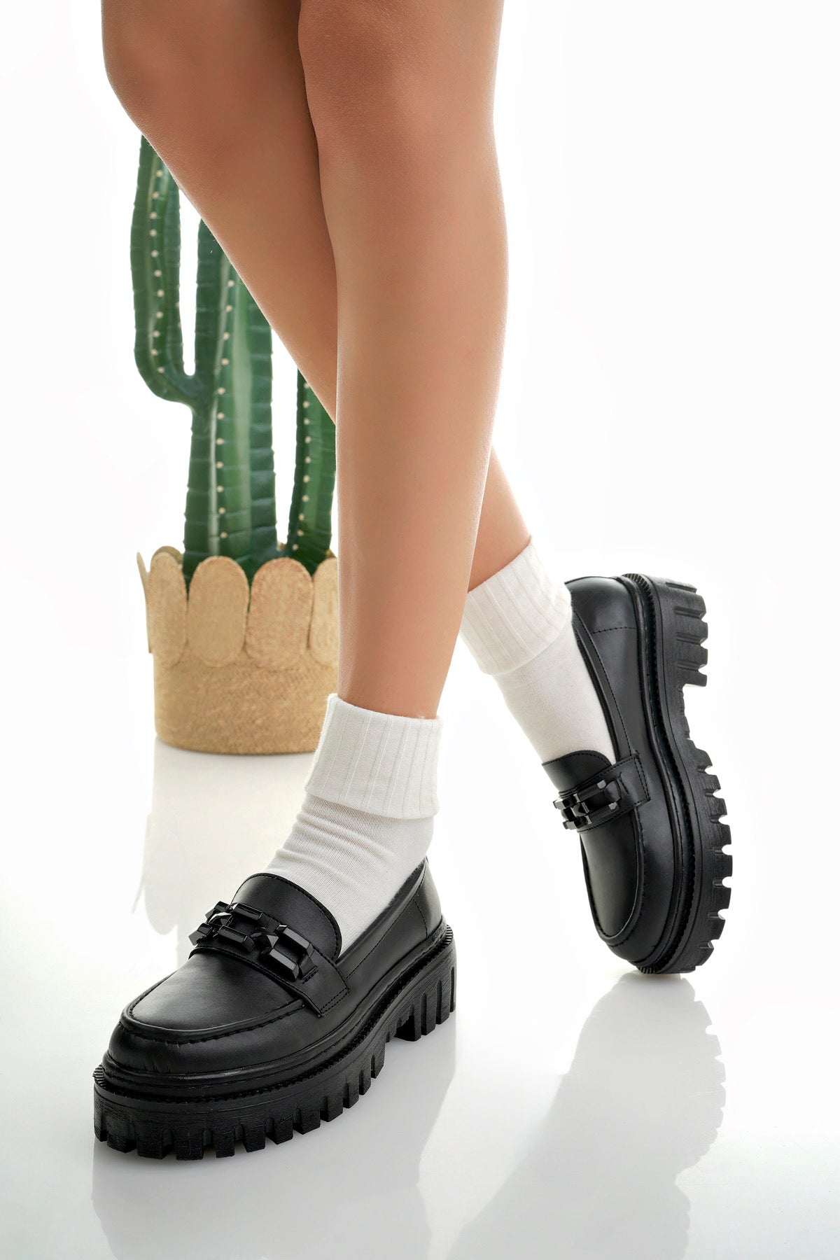 Muggo SAMANTHA Guaranteed Women Loafer Thick Sole Buckled Casual Moccasin Shoes