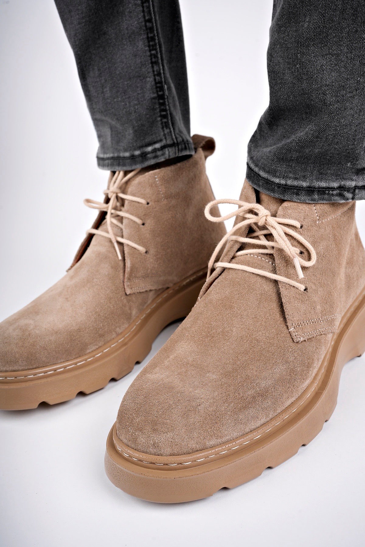 Muggo HENRY Guaranteed Laced Genuine Leather Comfortable Sole Men Chelsea Boot