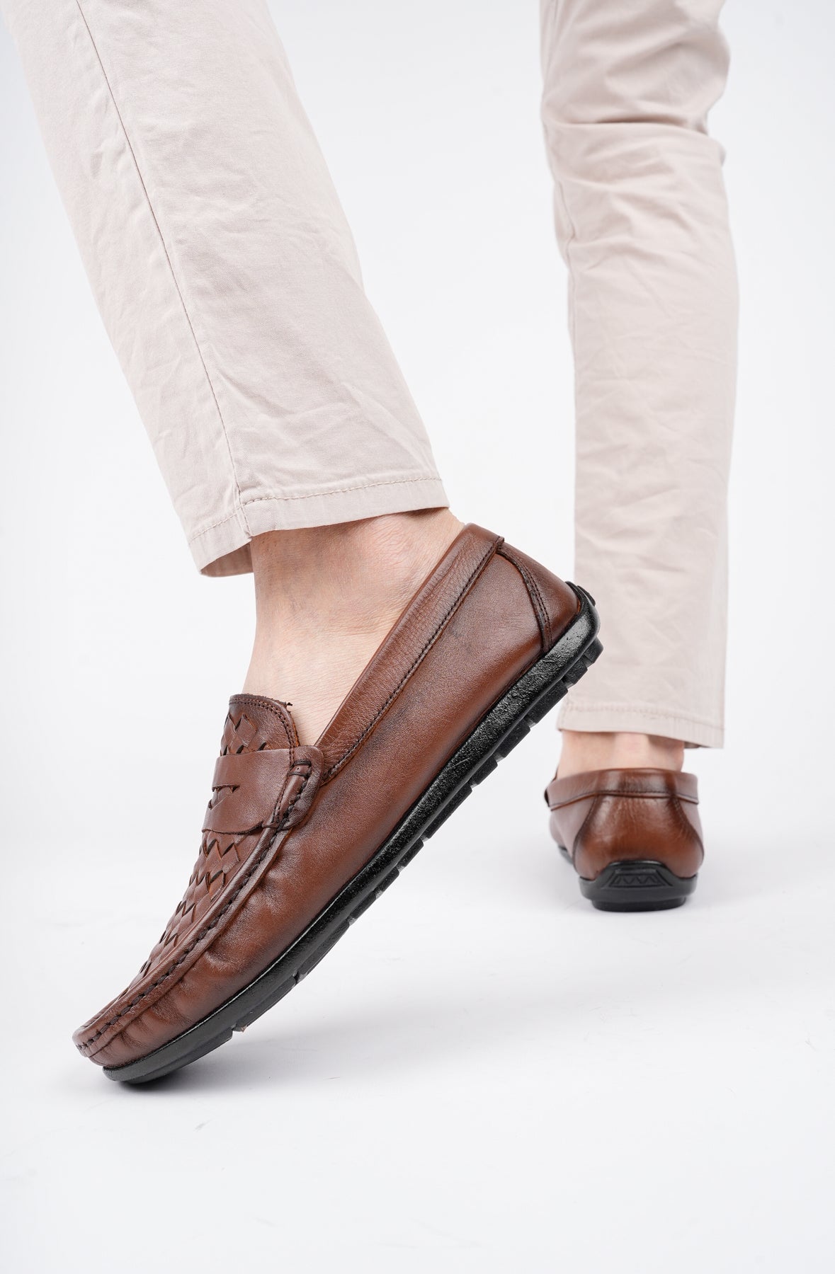 Muggo WOLTZ Guaranteed Classic Genuine Leather Casual Men Shoes