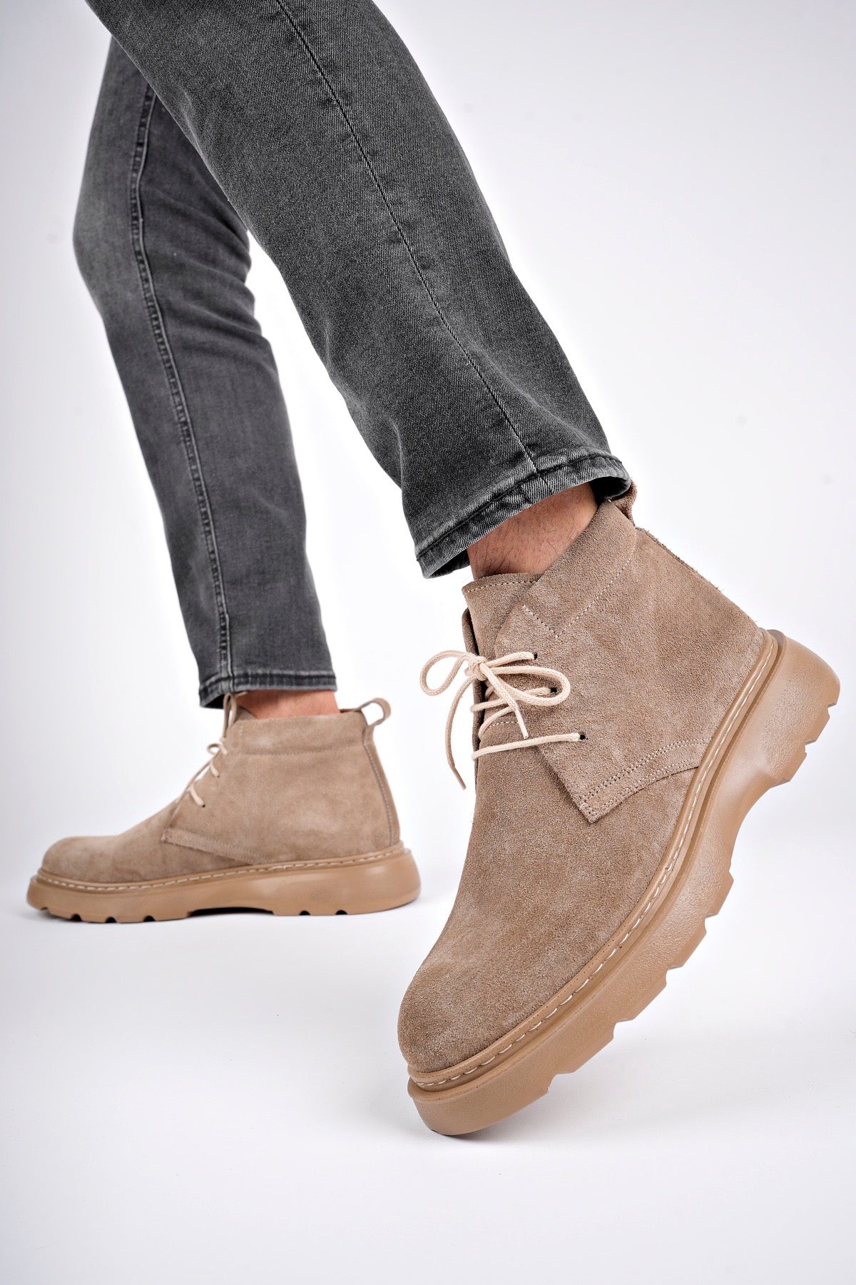 Muggo HENRY Guaranteed Laced Genuine Leather Comfortable Sole Men Chelsea Boot